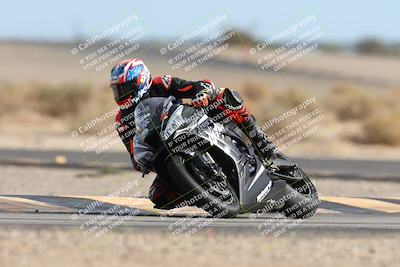 media/Nov-16-2025-Race Pace (Sun) [[8c5fa54630]]/Verified Riders/9-Turn 16 (150pm)/